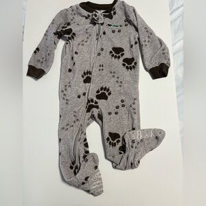 Carter’s fleece footie pajama sleeper zip 18m bear tracks
